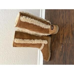 UGG Australia Sundance Tall Boots Kids Youth Size 3 Shearling Fold Over